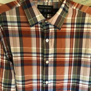 Banana Republic plus long sleeve men’s shirt - medium